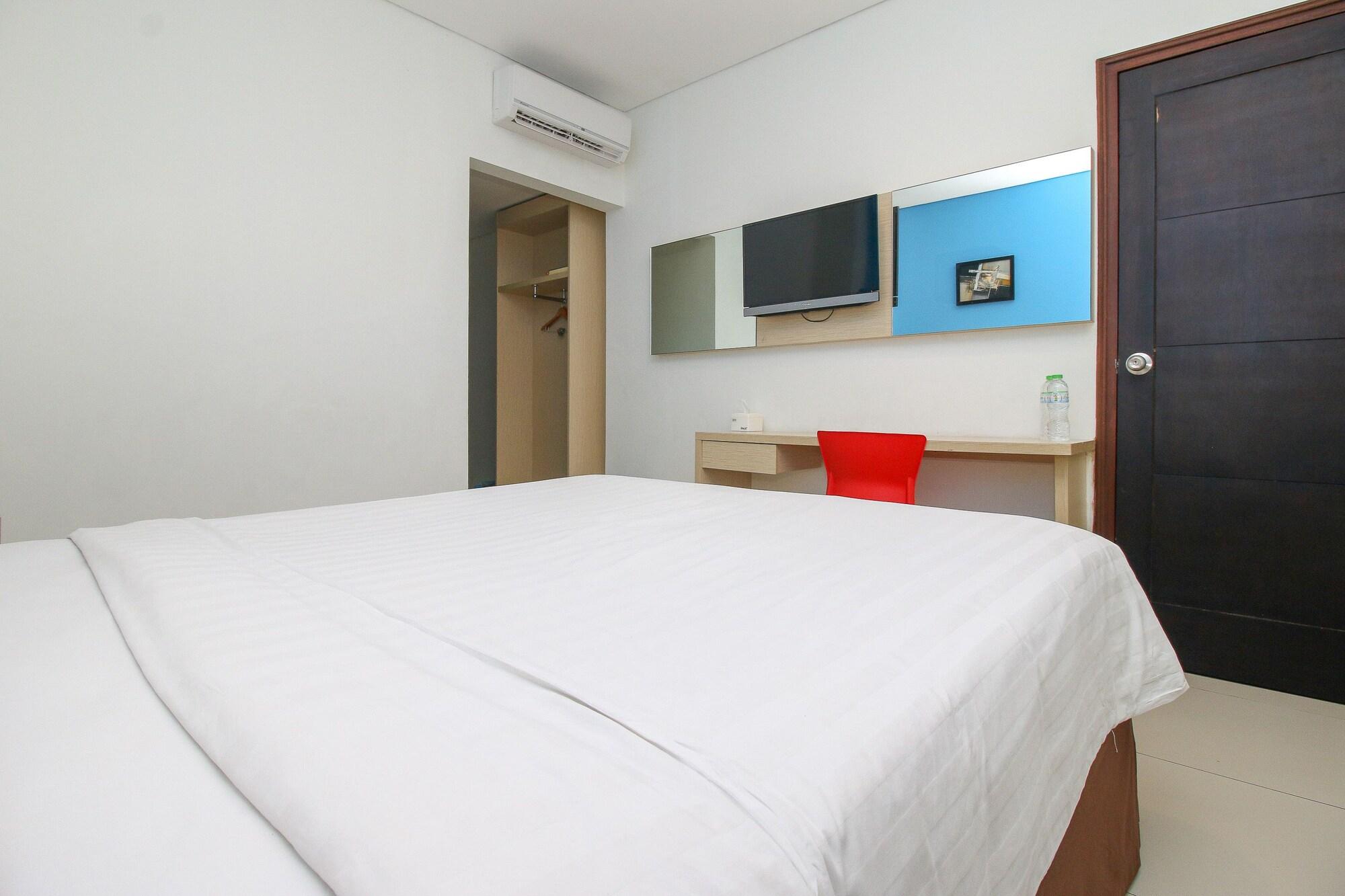 Pratama Hotel & Convention Mataram Exterior photo