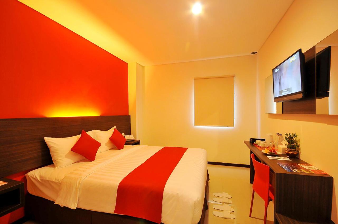 Pratama Hotel & Convention Mataram Exterior photo