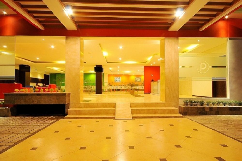 Pratama Hotel & Convention Mataram Exterior photo