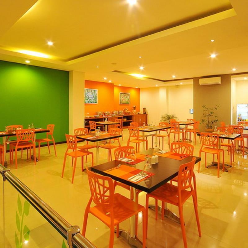 Pratama Hotel & Convention Mataram Exterior photo